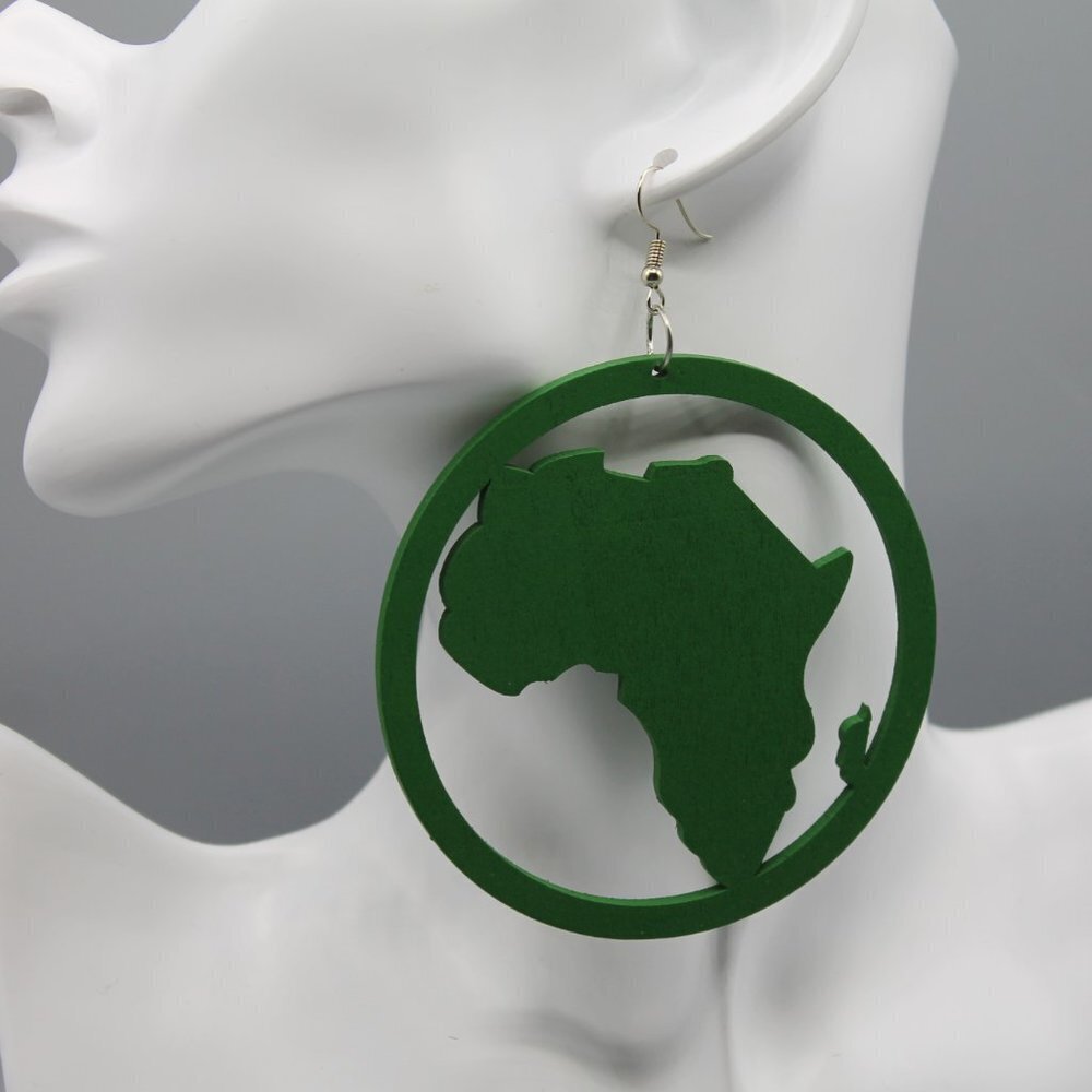 Jewelry earrings statement large round drop dangle Africa green wood brand new - Picture 2 of 9